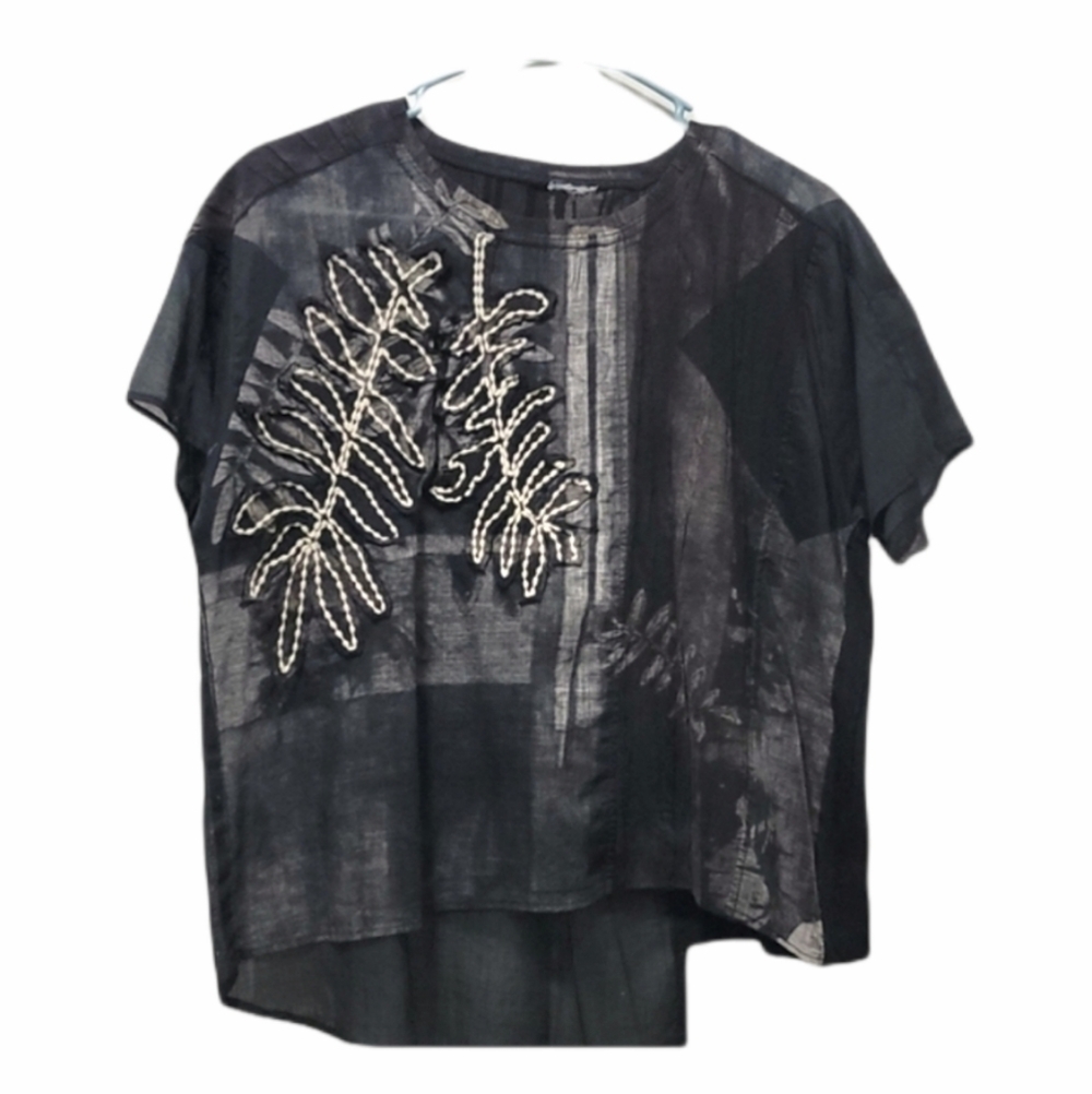 Designer Top